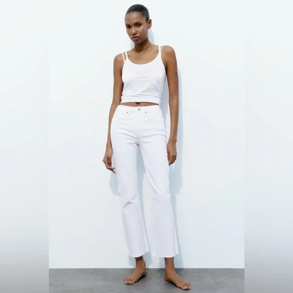 Women's Black Jeans - Picture 8 of 16